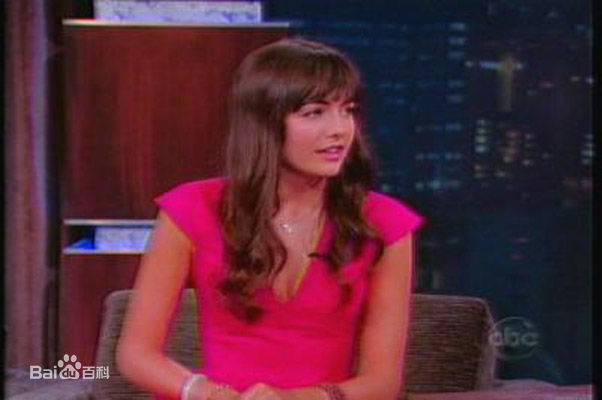 卡米拉·贝勒(Camilla Belle)精彩图册4