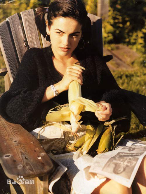 卡米拉·贝勒(Camilla Belle)精彩图册4