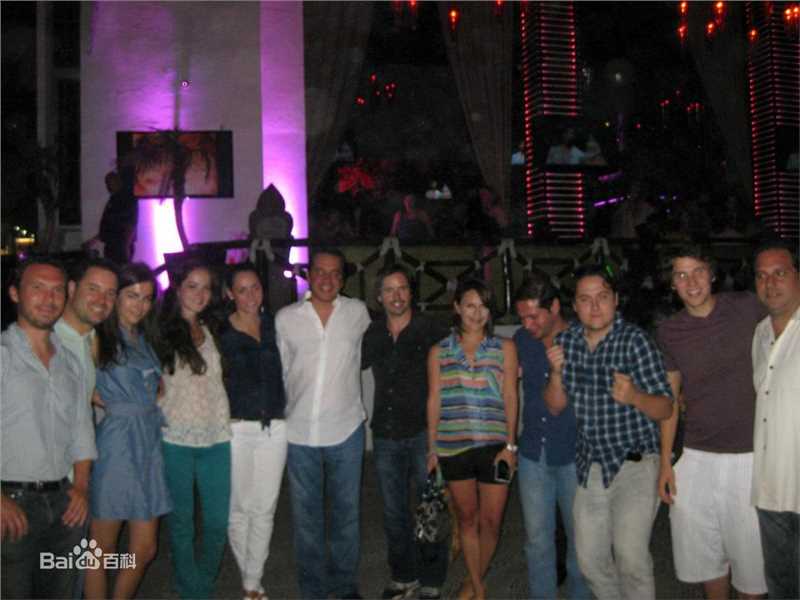 精选卡米拉·贝勒(Camilla Belle)精彩图册2