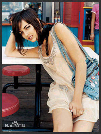 精选卡米拉·贝勒(Camilla Belle)精彩图册2