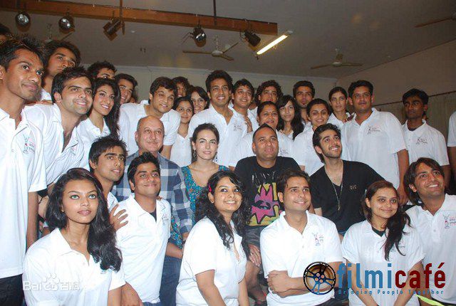 精选卡米拉·贝勒(Camilla Belle)精彩图册2