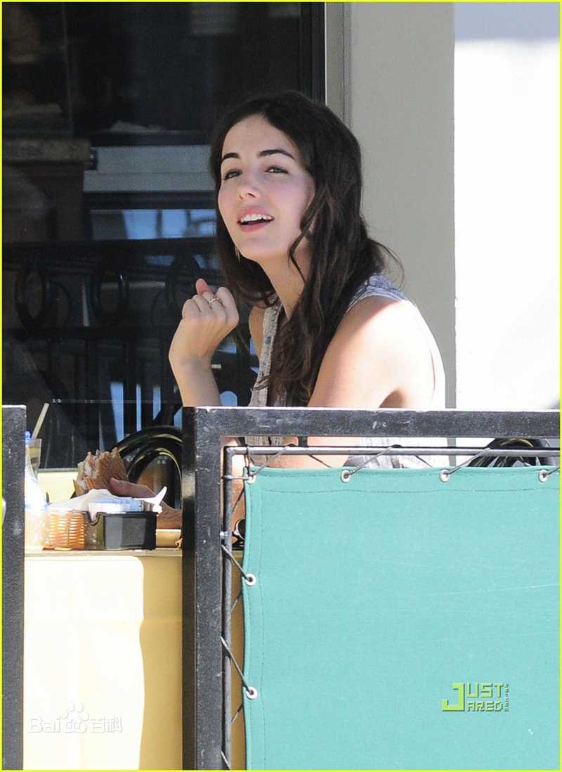 精选卡米拉·贝勒(Camilla Belle)精彩图册2