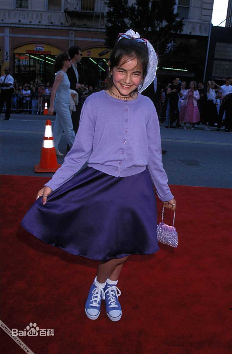 最新卡米拉·贝勒(Camilla Belle)精彩图册3