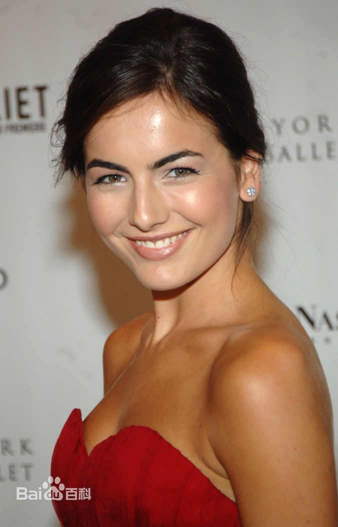 最新卡米拉·贝勒(Camilla Belle)精彩图册3