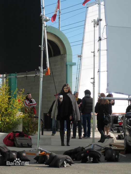 最新卡米拉·贝勒(Camilla Belle)精彩图册3