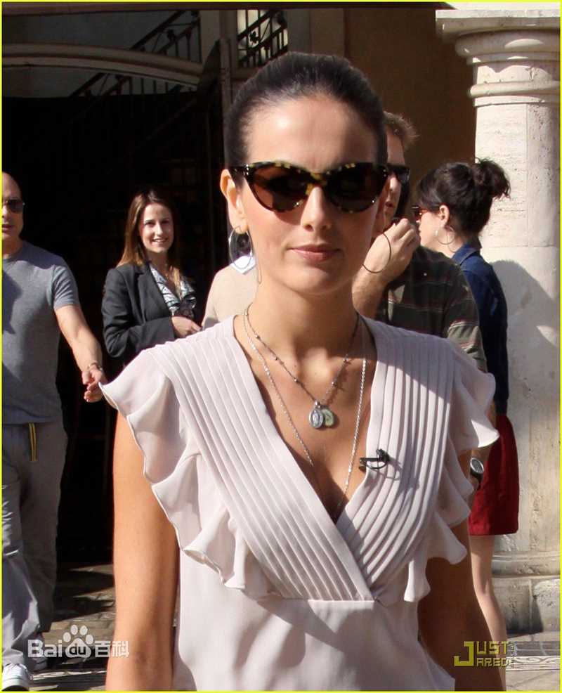 最优质卡米拉·贝勒(Camilla Belle)精彩图册4