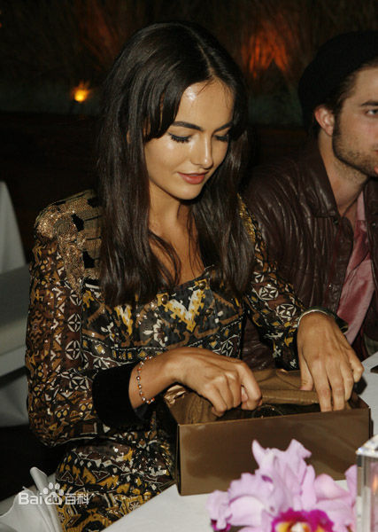 最全卡米拉·贝勒(Camilla Belle)精彩图册2