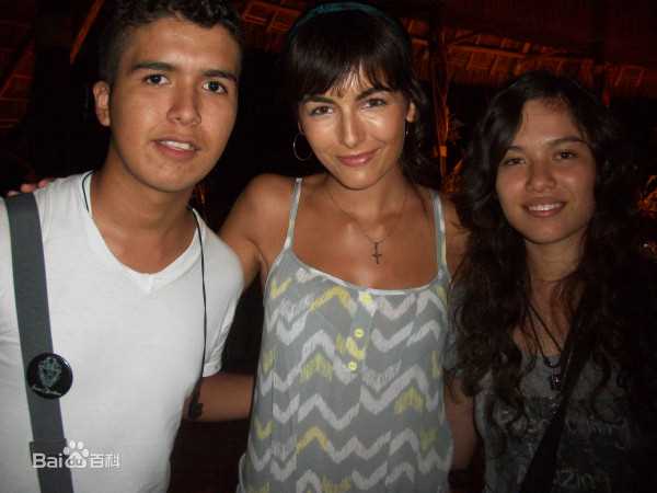 高清卡米拉·贝勒(Camilla Belle)精彩图册1