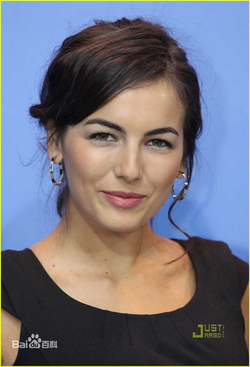 最新卡米拉·贝勒(Camilla Belle)精彩图册1