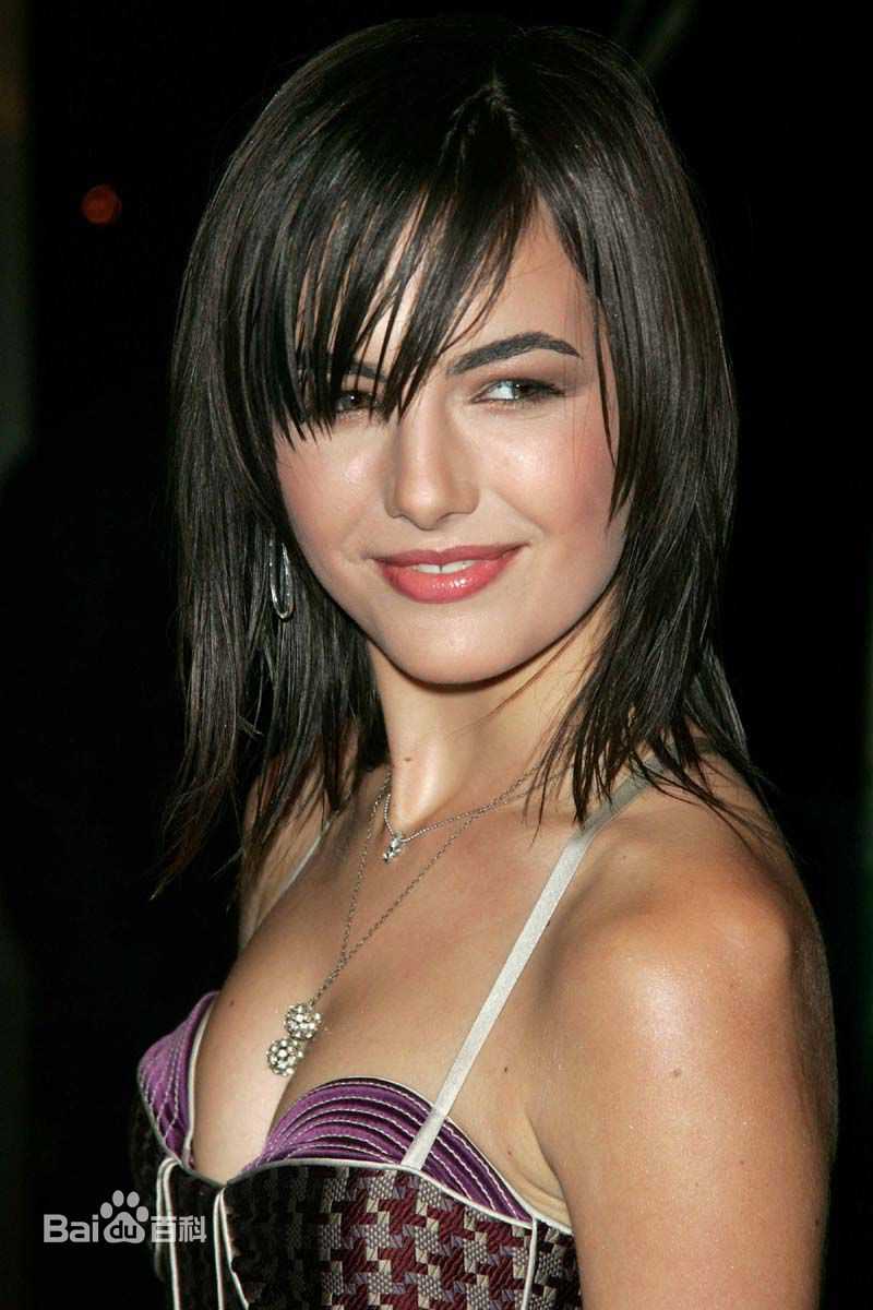最新卡米拉·贝勒(Camilla Belle)精彩图册1