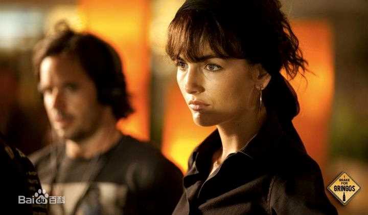 最新卡米拉·贝勒(Camilla Belle)精彩图册1