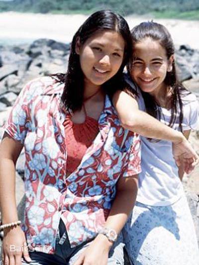 最新卡米拉·贝勒(Camilla Belle)精彩图册1