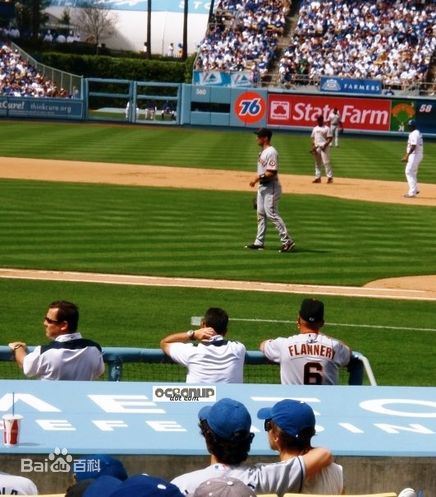 最新卡米拉·贝勒(Camilla Belle)精彩图册1