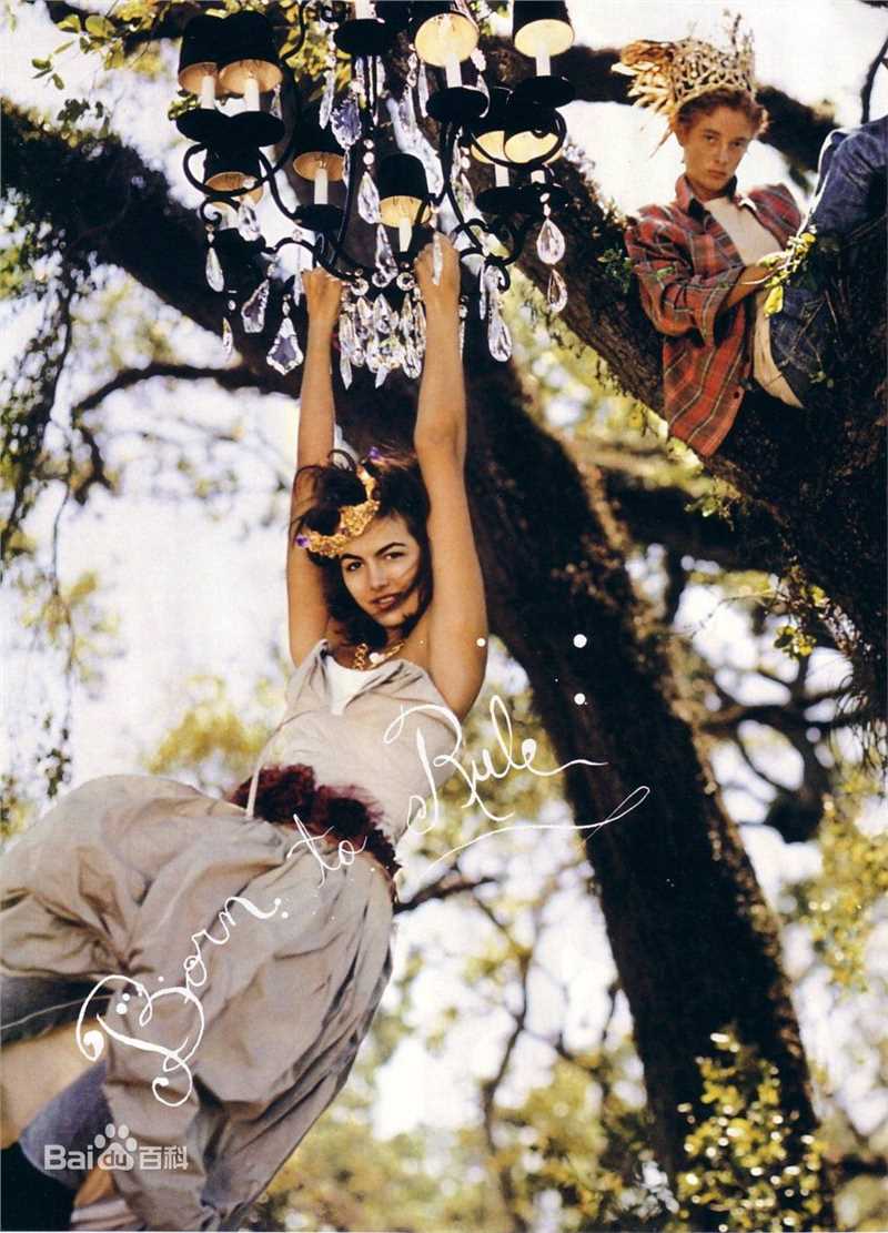 高清卡米拉·贝勒(Camilla Belle)精彩图册1