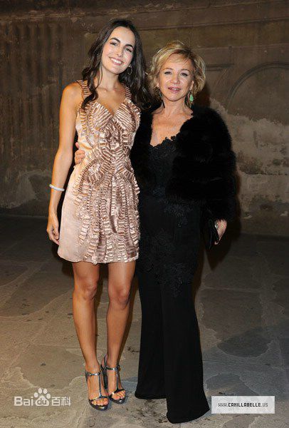 最新卡米拉·贝勒(Camilla Belle)精彩图册4