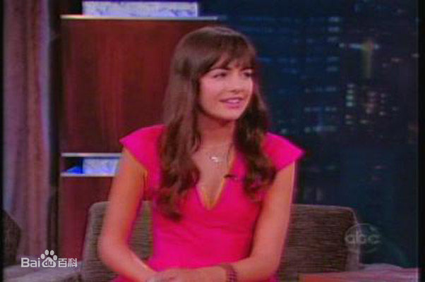 最新卡米拉·贝勒(Camilla Belle)精彩图册4