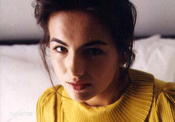 最新卡米拉·贝勒(Camilla Belle)精彩图册4