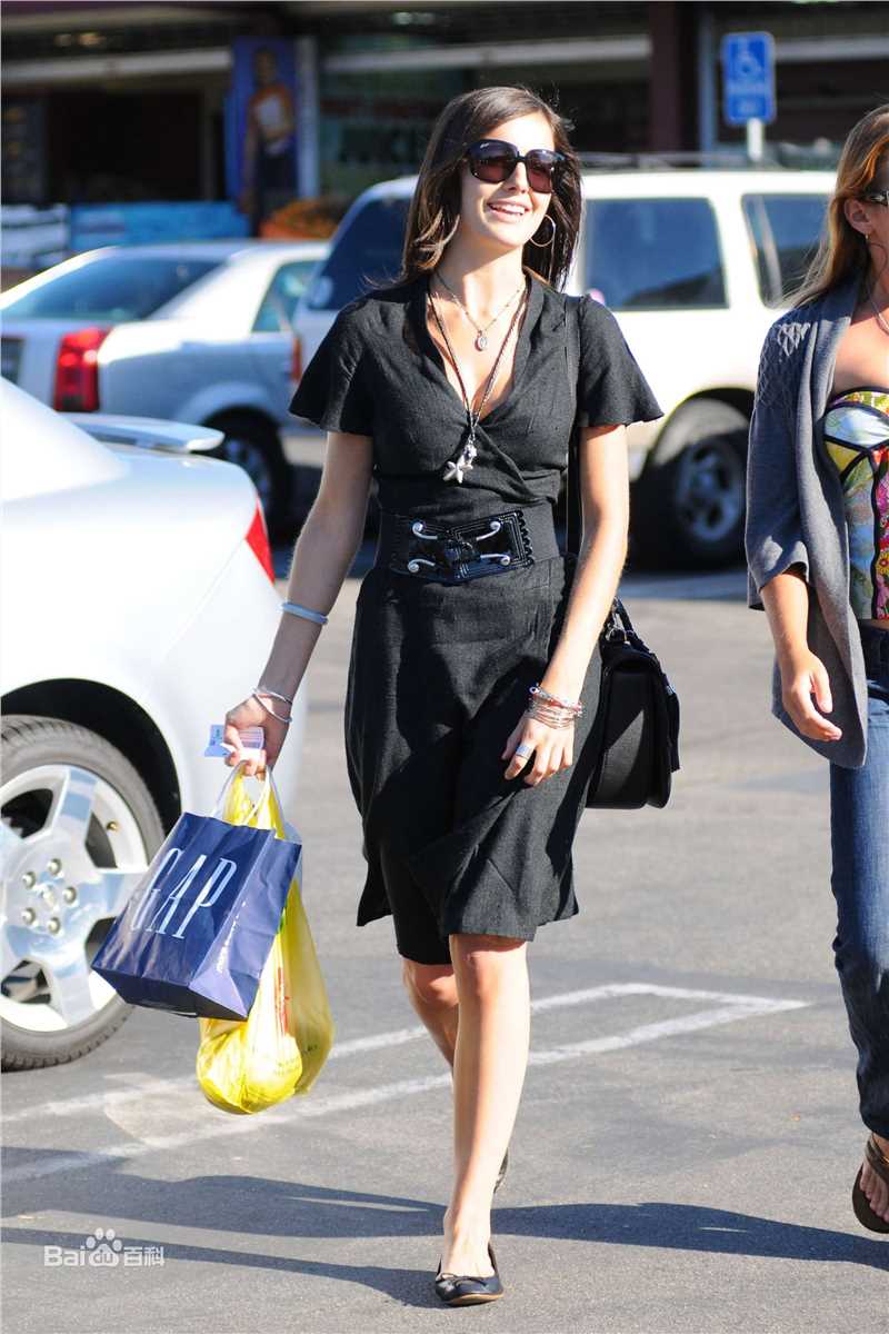 最优质卡米拉·贝勒(Camilla Belle)精彩图册2