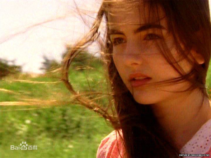 最新卡米拉·贝勒(Camilla Belle)精彩图册1