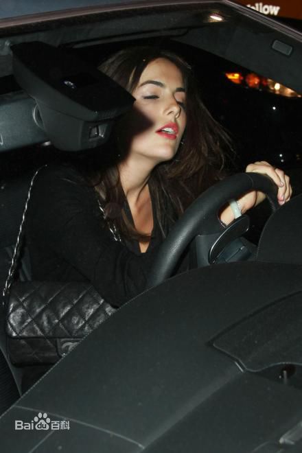 高清卡米拉·贝勒(Camilla Belle)精彩图册1