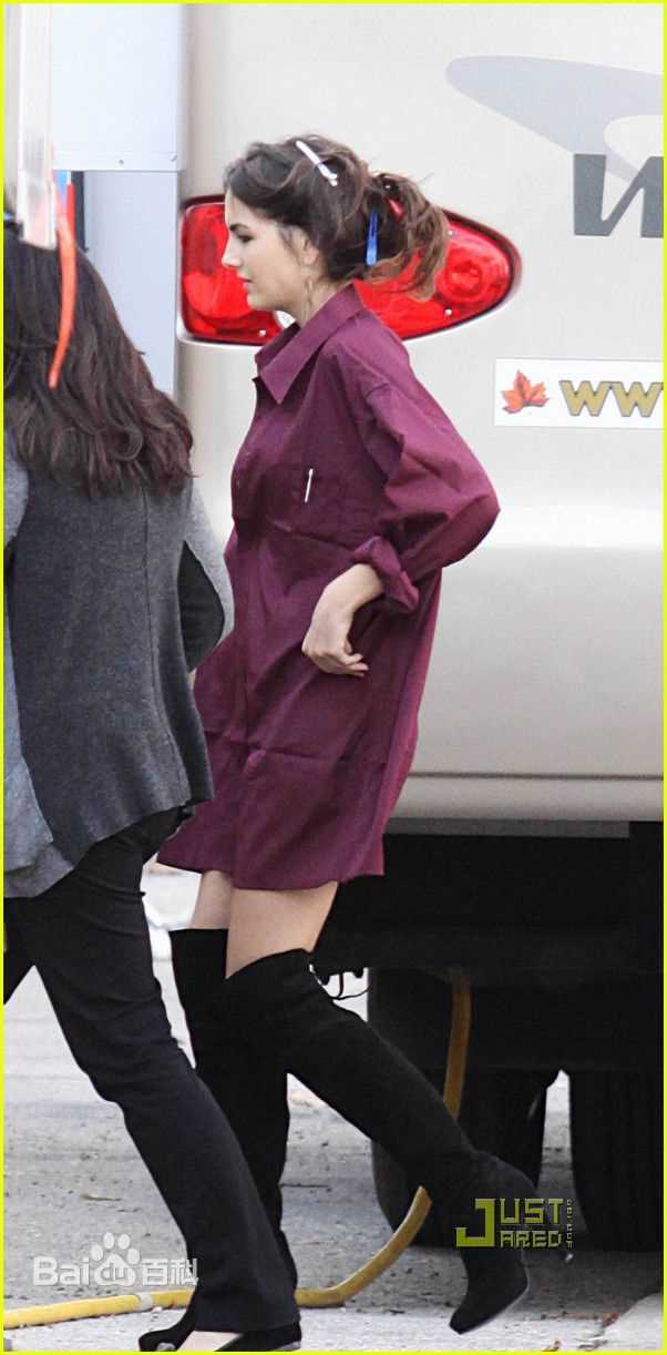 精选卡米拉·贝勒(Camilla Belle)精彩图册4