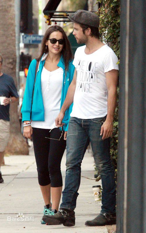 最优质卡米拉·贝勒(Camilla Belle)精彩图册3