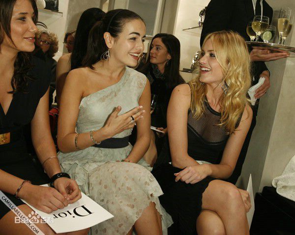 最新卡米拉·贝勒(Camilla Belle)精彩图册2