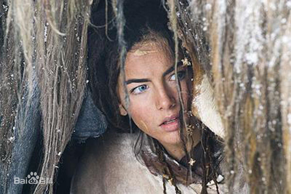 最新卡米拉·贝勒(Camilla Belle)精彩图册2