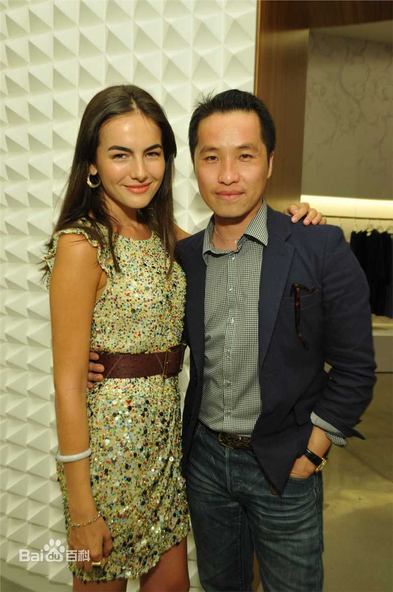 最新卡米拉·贝勒(Camilla Belle)精彩图册4