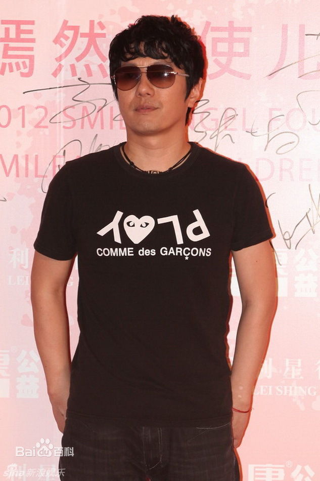 精选郑钧(Zhen Michael)精彩图册