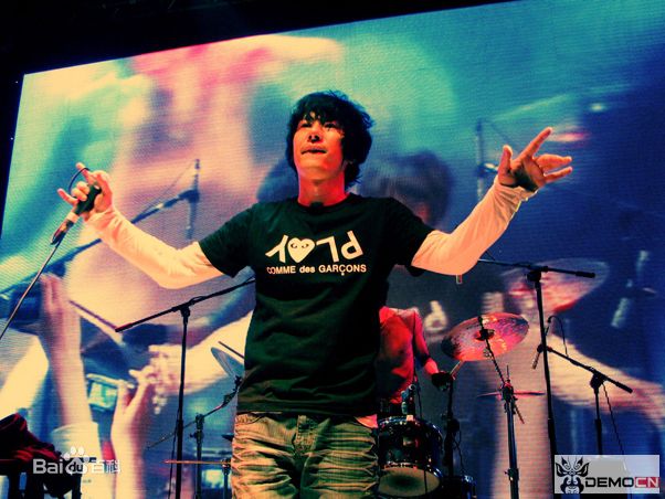 郑钧(Zhen Michael)2009星光现场图片图册