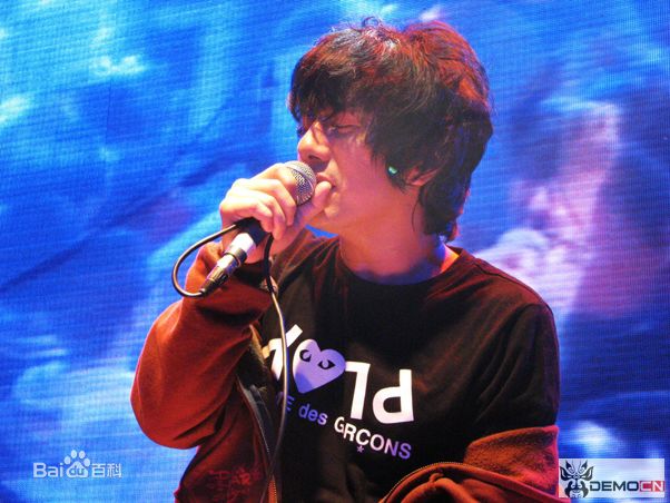 郑钧(Zhen Michael)2009星光现场图片图册