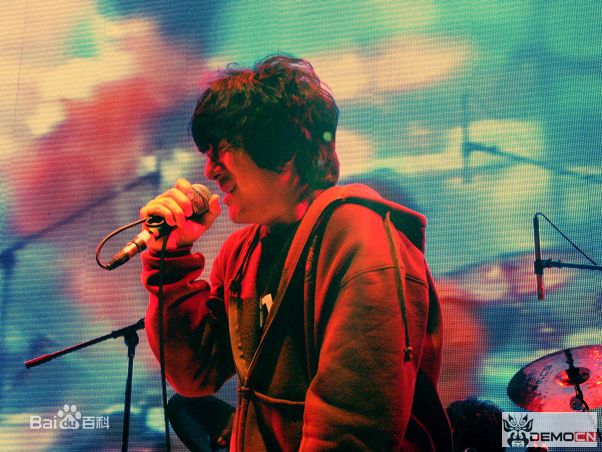 郑钧(Zhen Michael)2009星光现场图片图册