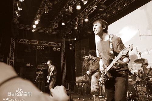 郑钧(Zhen Michael)2009星光现场图片图册