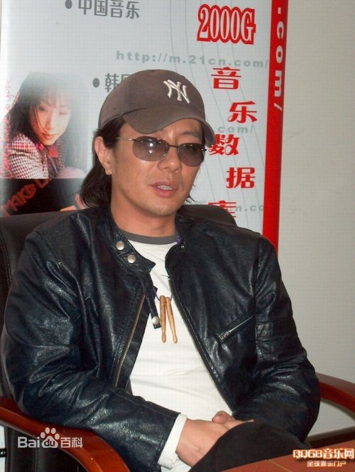 郑钧(Zhen Michael)生活照图片图集