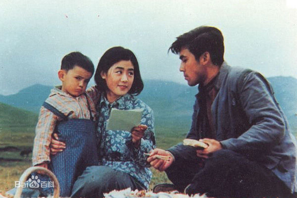 方超出演电影最新剧照