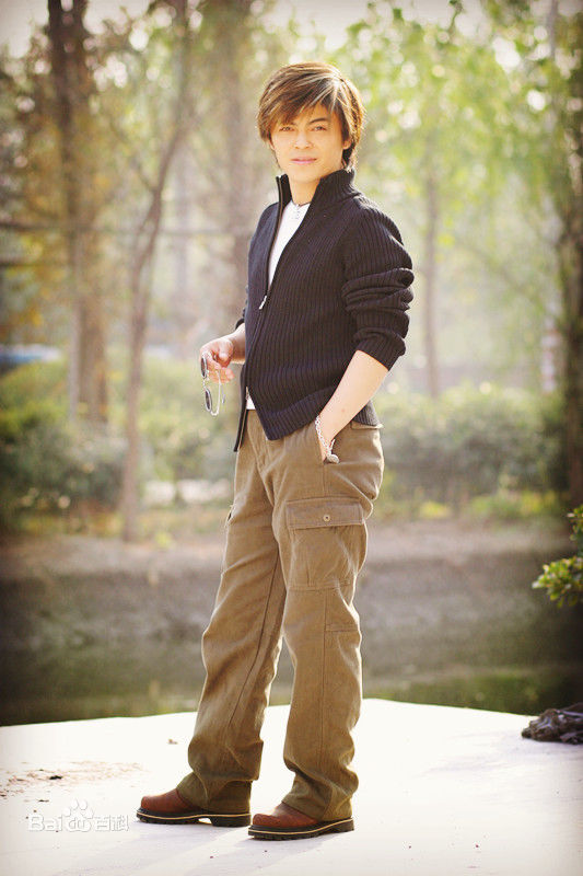 方超出演电影最新剧照