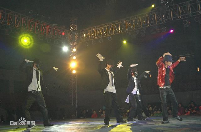 海鸣威(Ocean)09年四川泸州演唱会生活照