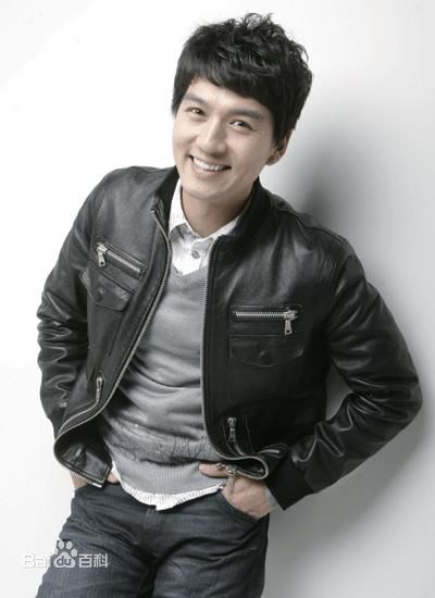 精选李必模( LEEPILLMO)图片