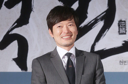 最优质郑在泳()生活照