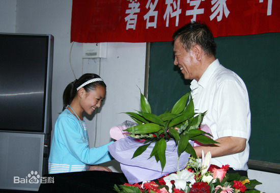 最优质赵忠贤素颜照