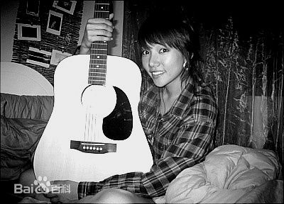 李彩英()韩国女影星生活照壁纸壁纸