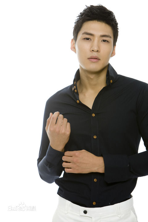 金庆南(Kim Kyung Nam)前后照片