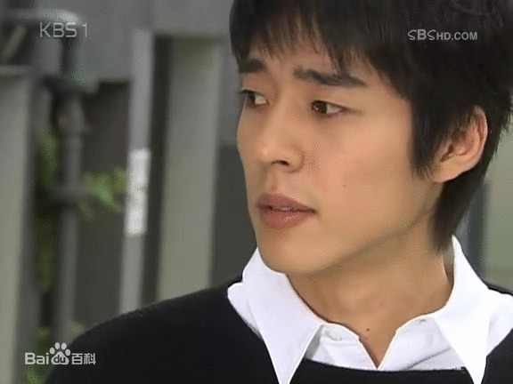 徐智锡()十九岁的纯情最新剧照