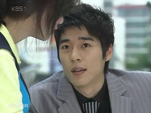 徐智锡()十九岁的纯情最新剧照