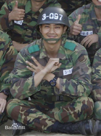金志勋()军中模样生活照相册