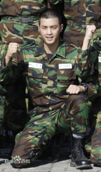 金志勋()军中模样生活照相册