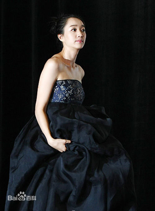 秀爱(Park Soo Ae、Su Ae)礼服秀图片图册