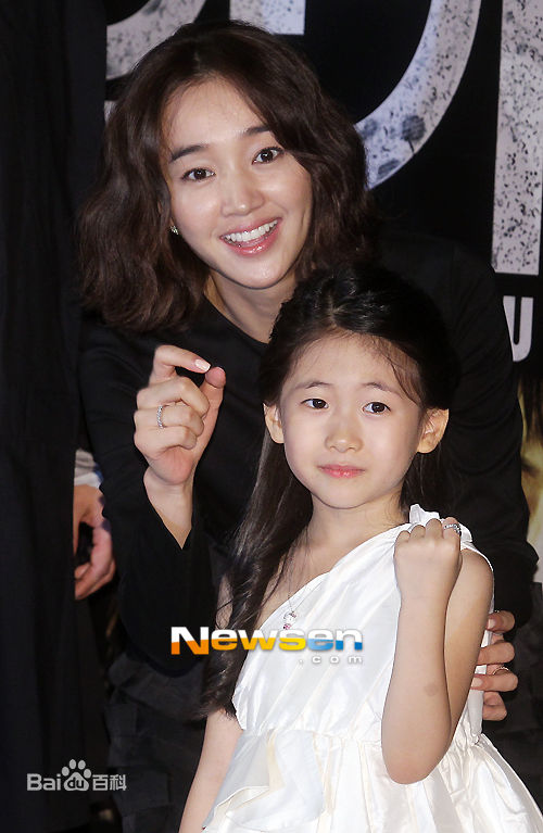 秀爱(Park Soo Ae、Su Ae)野王壁纸壁纸