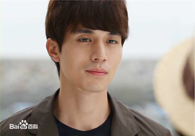 李栋旭( /Lee Dong Wook/ イ ドンウク)2011 女人的香气素颜照相册